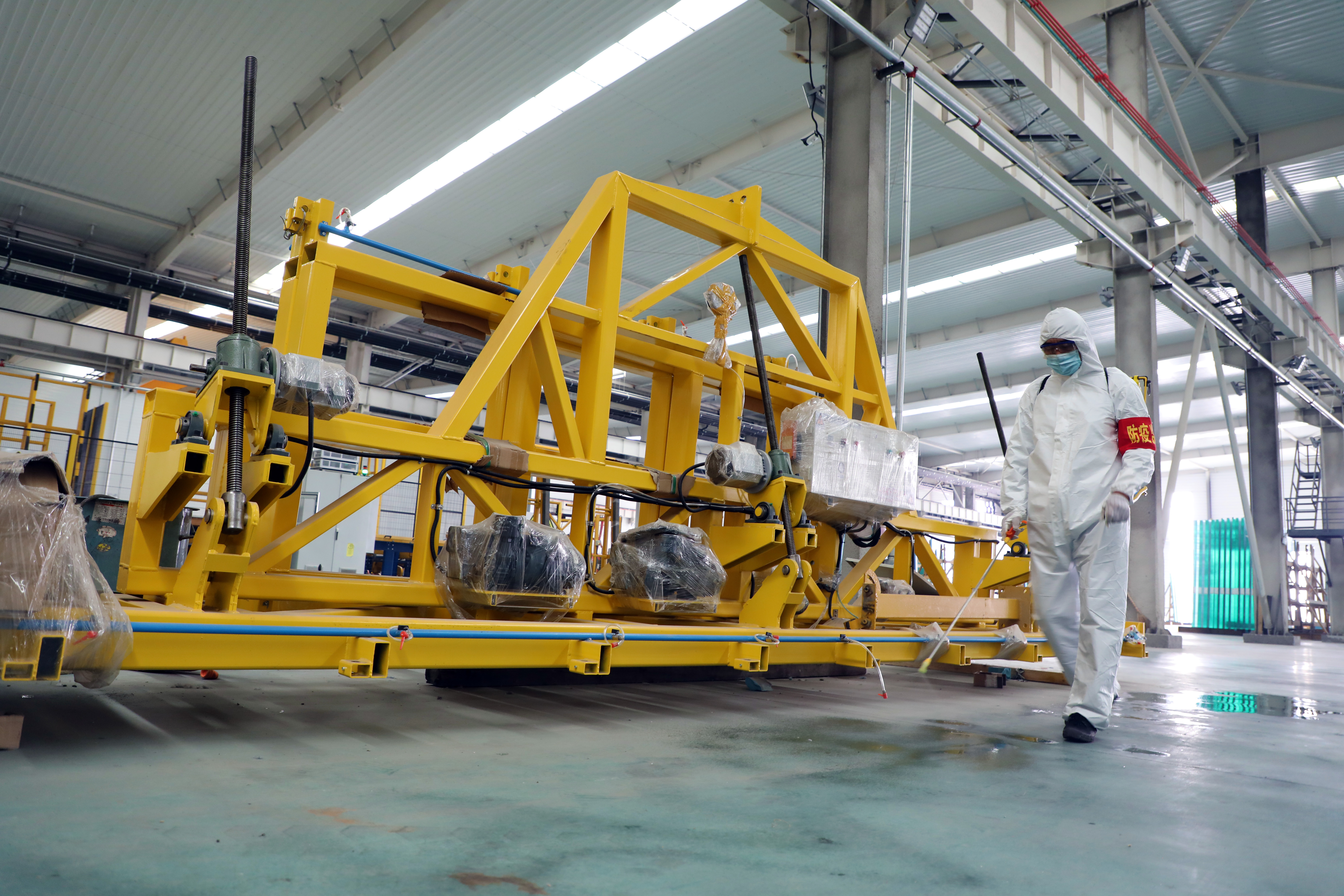 安彩高科：抗疫路上，從來都是“雙向奔赴”！